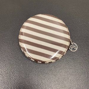Like new Henri Bendel compact cosmetic mirror